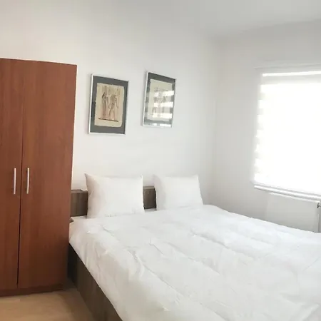 Apartment Alexandar